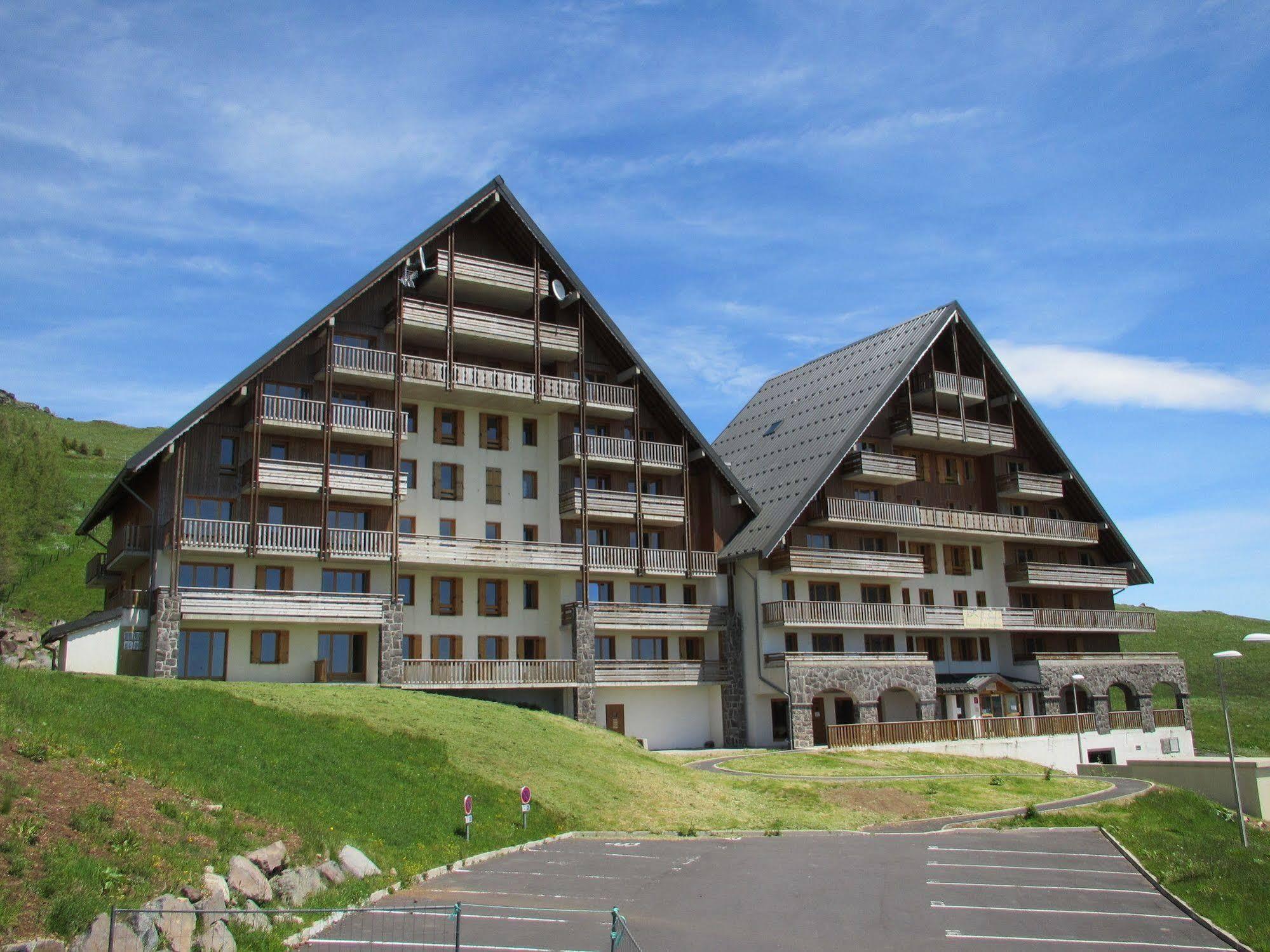 O - Sancy Residence De Tourisme Super Besse Eksteriør bilde